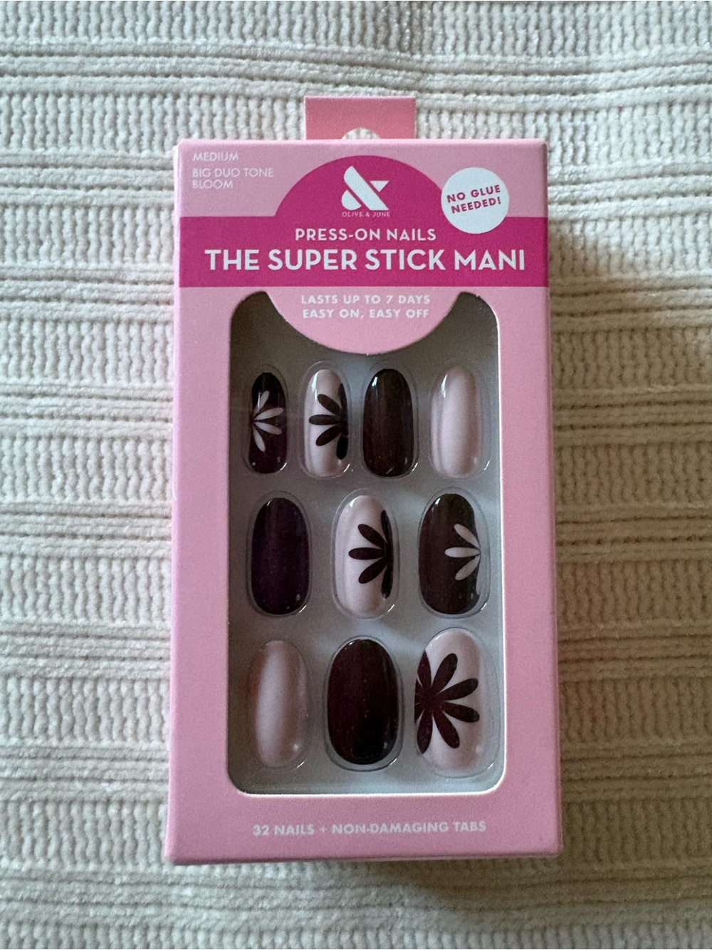 Olive & June Press-On Nails — Brown Bloom Set